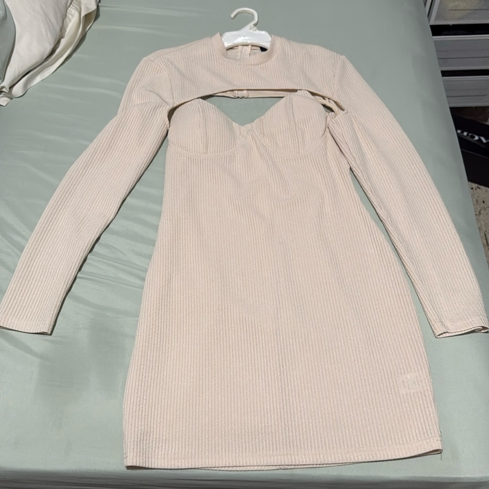 2 Piece Elegant Cream Long-Sleeve Dress